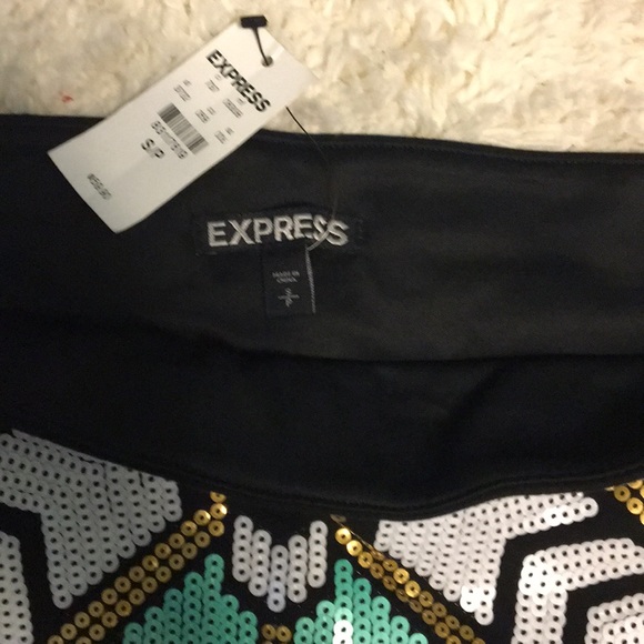 Express skirt - Picture 3 of 3